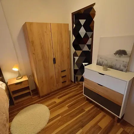 Apartament L&v Sa Dvoristem I Hidromasaznim Bazenom Galižana